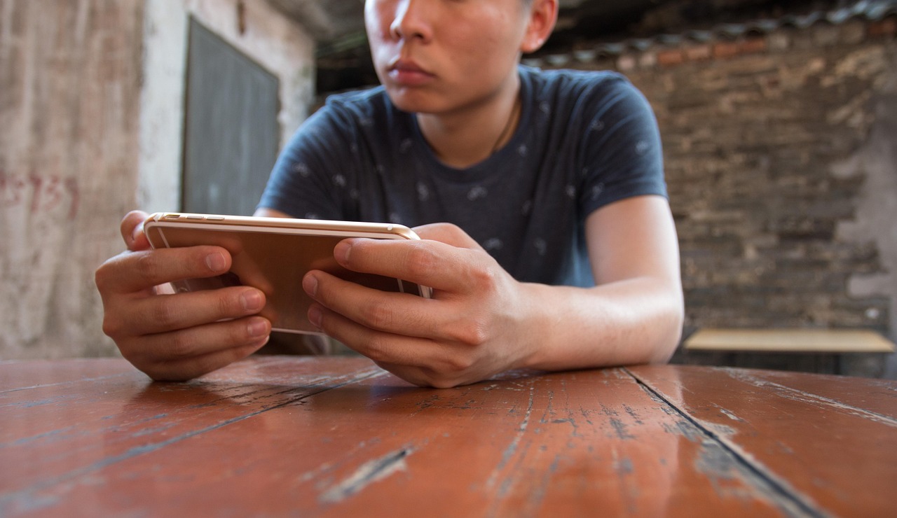 erleben sie mobiles gaming auf höchstem niveau mit den besten spielen und neuesten technologien für unterwegs.