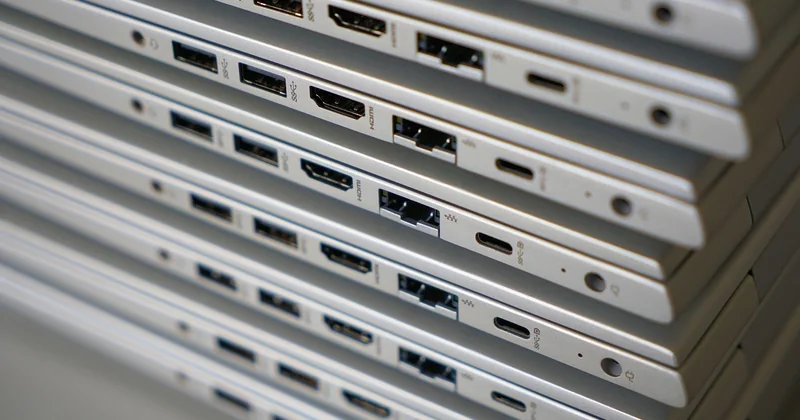 Adapter, Kabel oder Dock: was passt zu welchem Zweck?