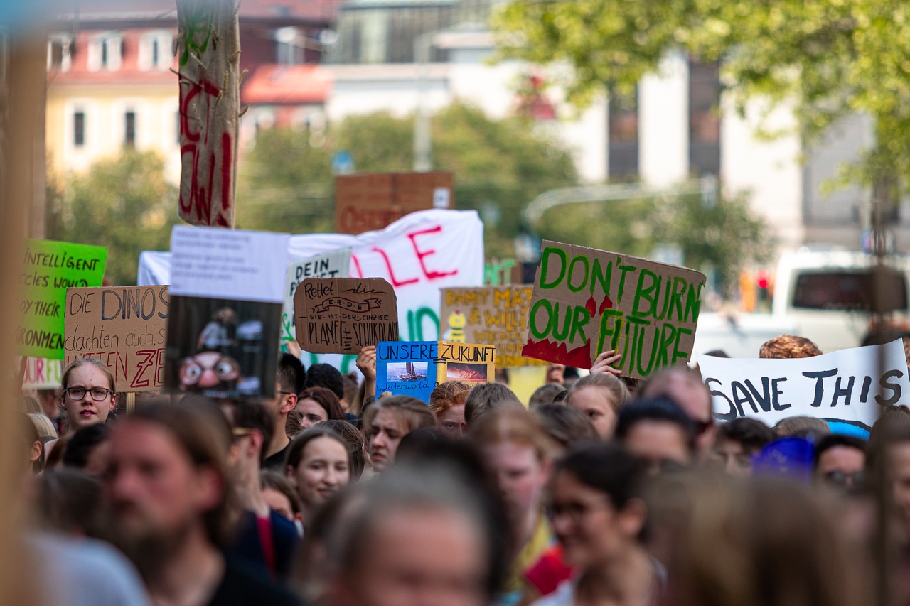 entdecken sie die neuesten strategien und lösungen zum klimaschutz. informieren sie sich über effektive maßnahmen zur reduzierung des co2-ausstoßes und zur förderung nachhaltiger praktiken für eine bessere zukunft.