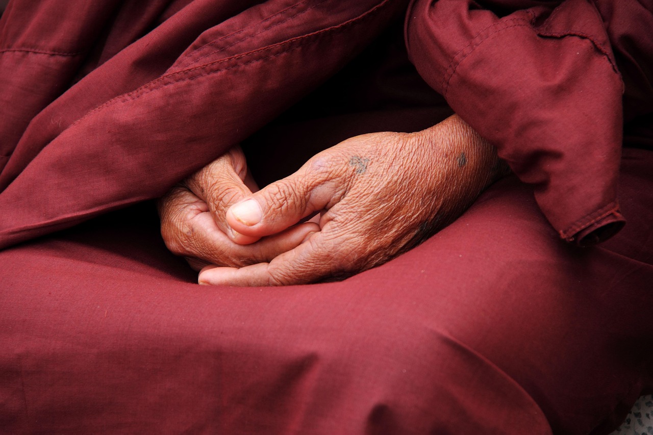 erlebe die transformative kraft der meditation. entdecke techniken zur entspannung, stressbewältigung und inneren ruhe. beginne deine reise zu mehr achtsamkeit und gelassenheit.
